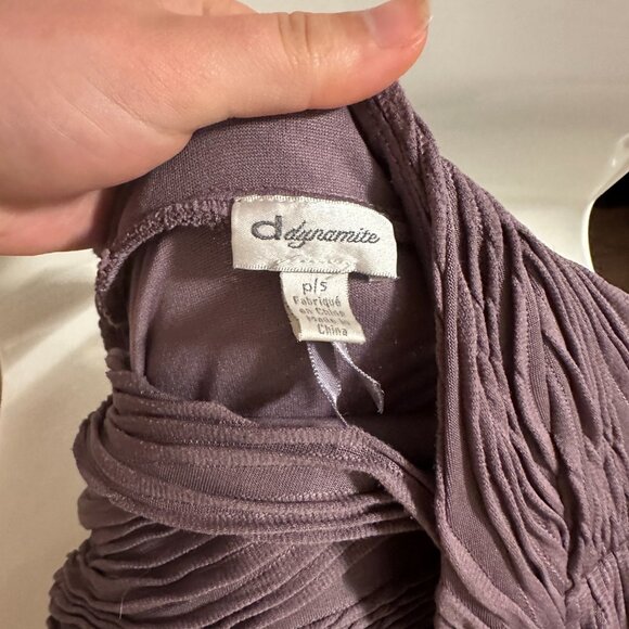 Dynamite off the shoulder dress - Picture 2 of 3